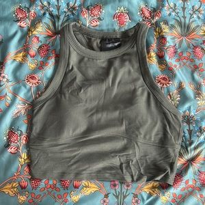 Lululemon cropped high neck tank